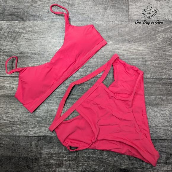 ODIJ Crop Top Cutout Bikini Swimsuit Size L - Picture 1 of 3